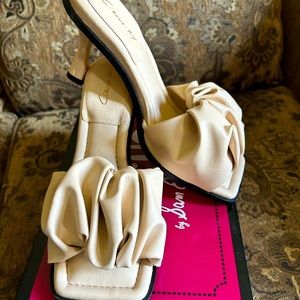 Circus By Sam Edelman Ruched Mule Sandal- Brand New